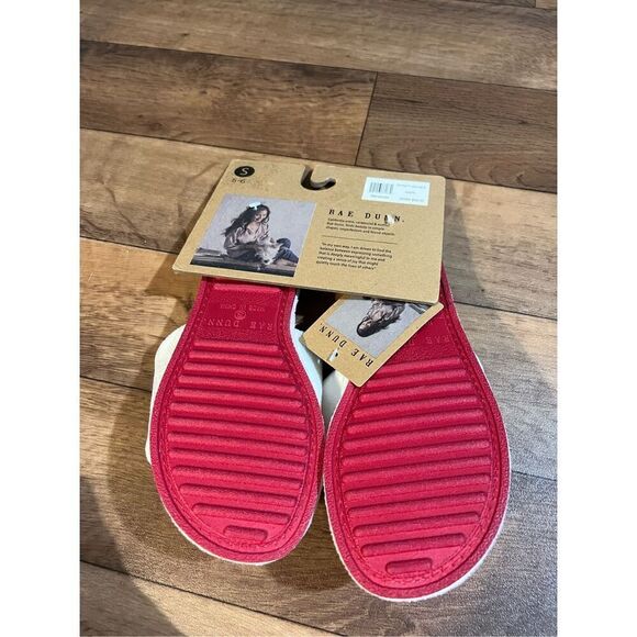 Rae Dunn USA Flag Slippers Woman’s Size Small 5-6 NEW MSRP $38 - Picture 7 of 9